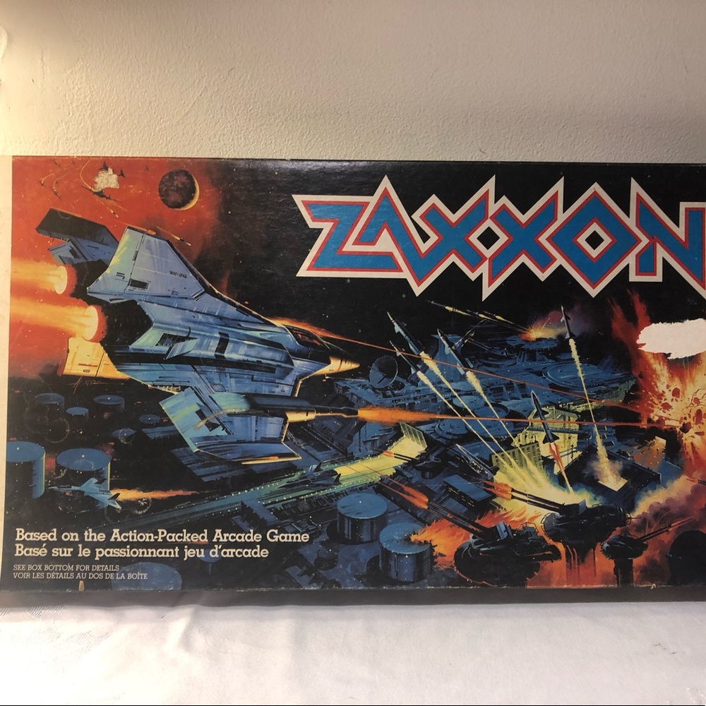 Vintage Zaxxon Board Game MB Games Based on Sega Arcade 1982 French instructions